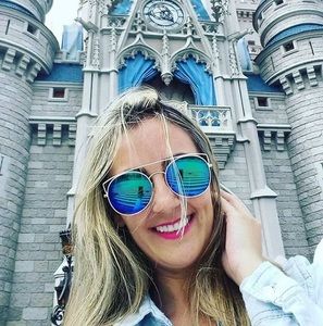 Meet your Posher, Janekelly